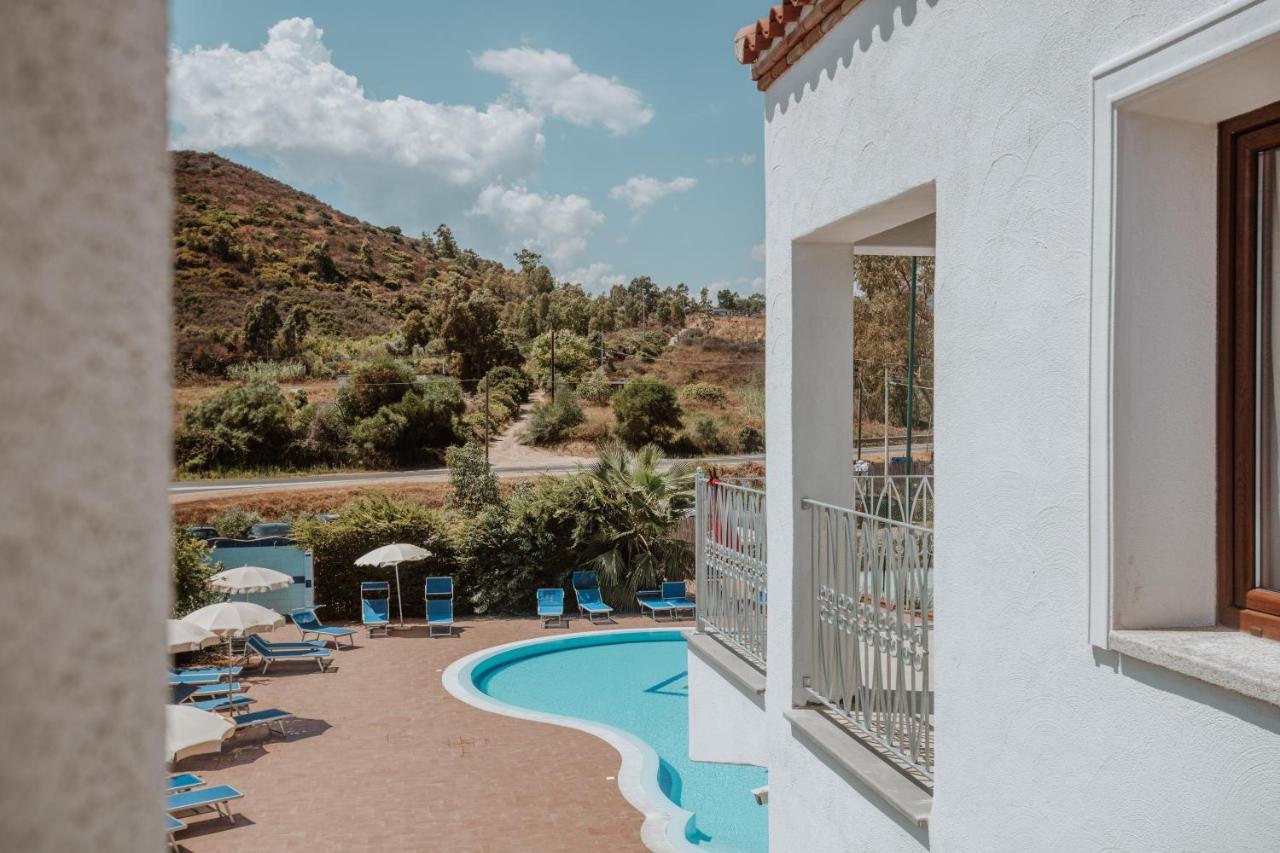 Resort Fior Di Sardegna Позада Екстер'єр фото